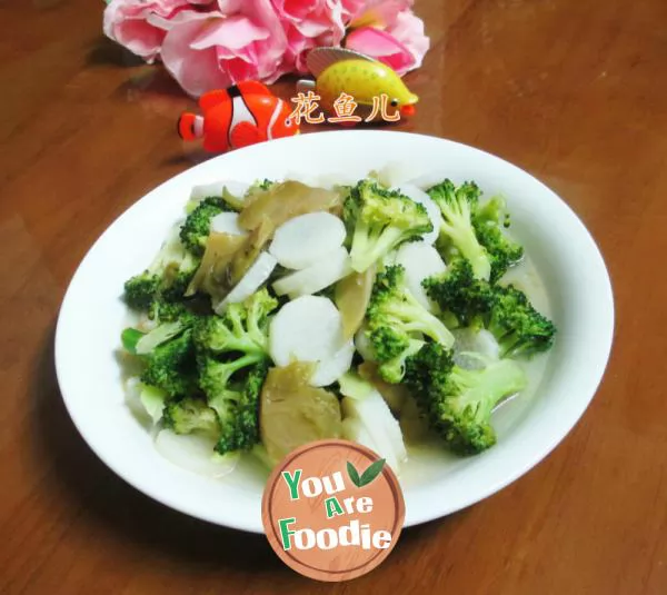 Stir-fried-broccoli-with-sliced-mustard-and-yam