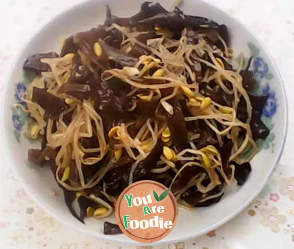 Home style stir fry - stir fried agaric with bean sprouts