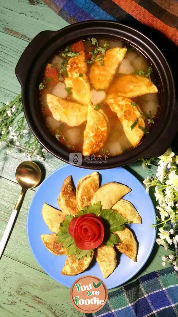 White gourd tomato egg dumpling soup