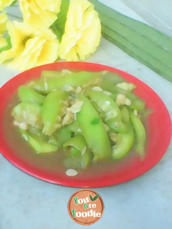 Stir fried towel gourd