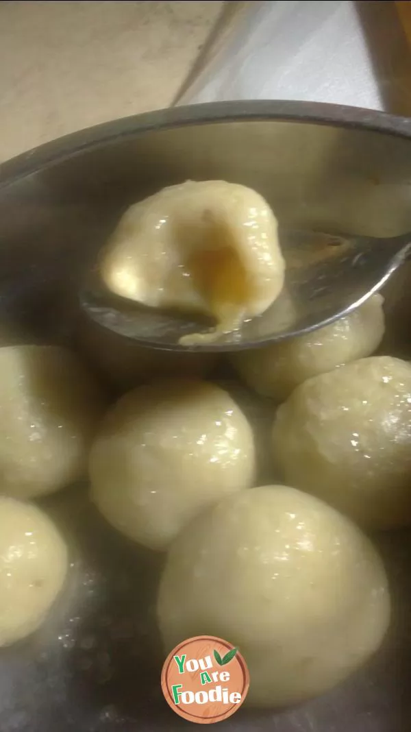 Steamed (fried) sweet potato and Hami melon dumplings