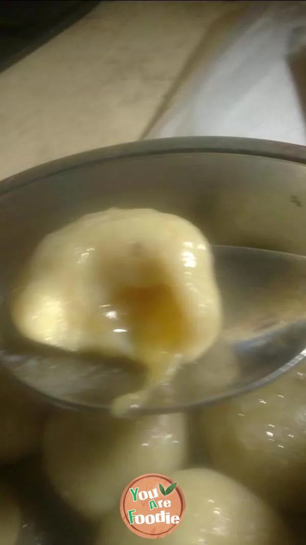 Steamed (fried) sweet potato and Hami melon dumplings