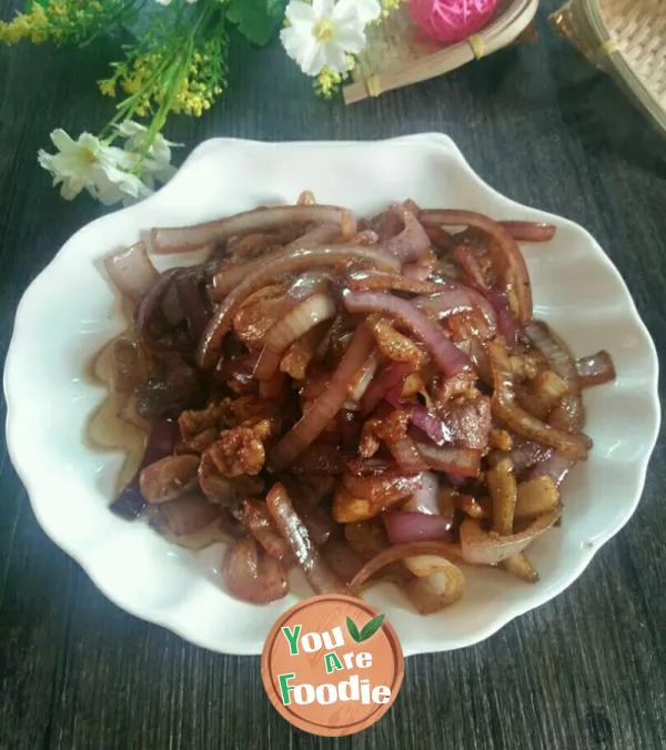 Fried meat with onion