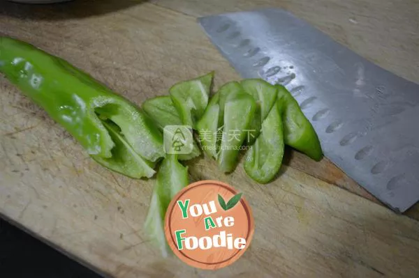 Sauteed Pork Intestines with Hot Pepper