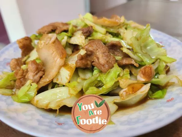 Stir fried pork with cabbage