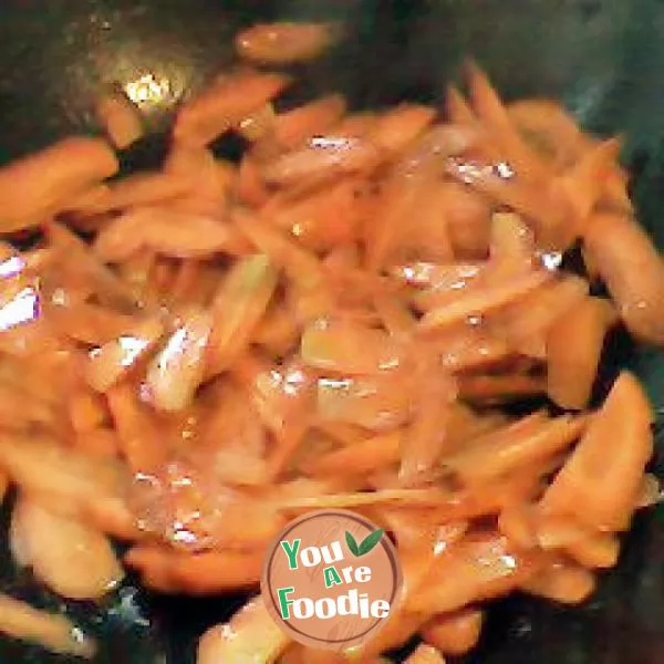 Stir fried carrot slices