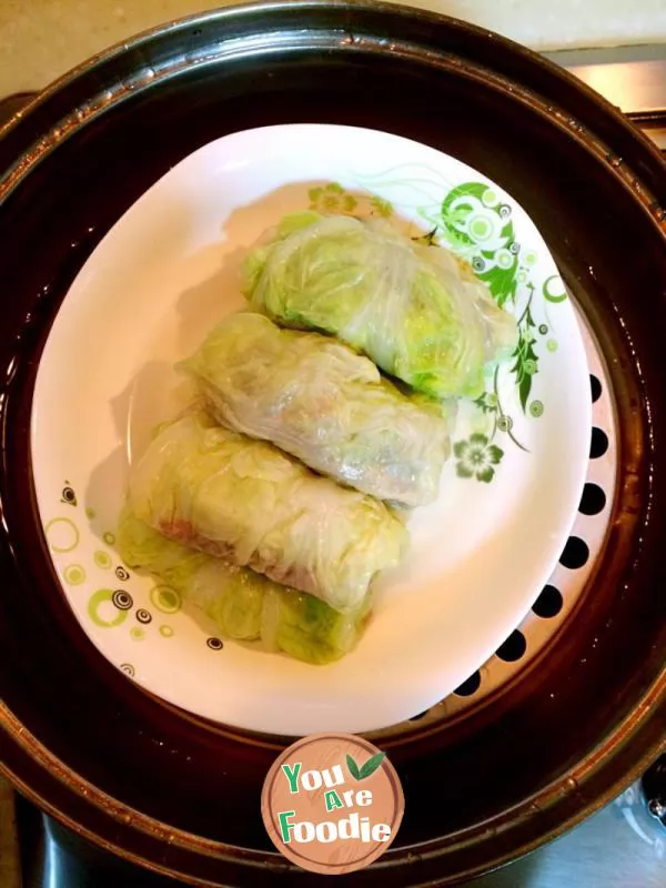 Fragrant cabbage roll