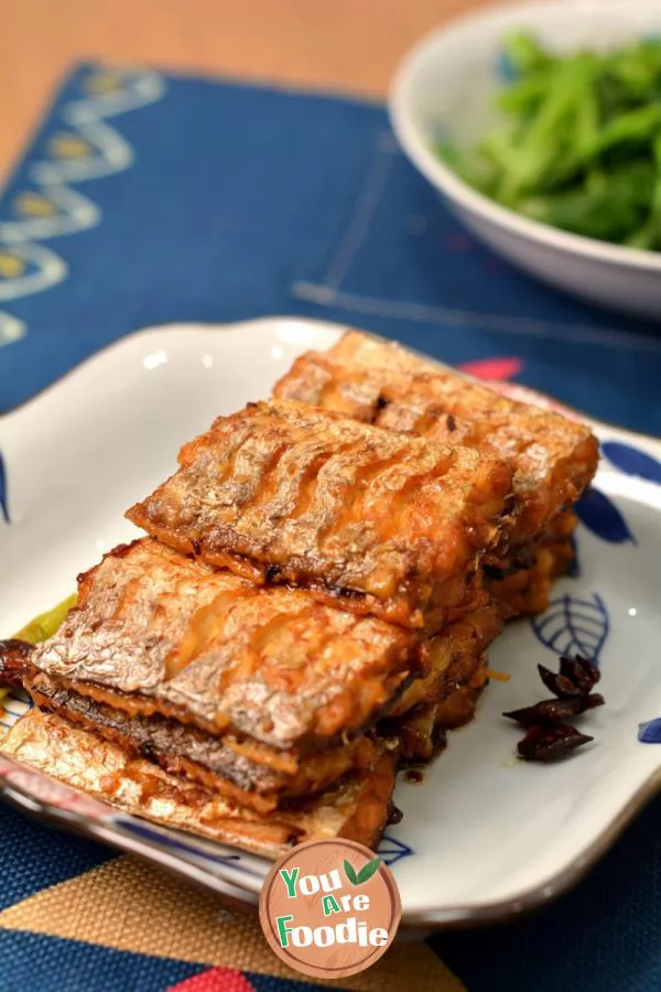 Braised hairtail with lard