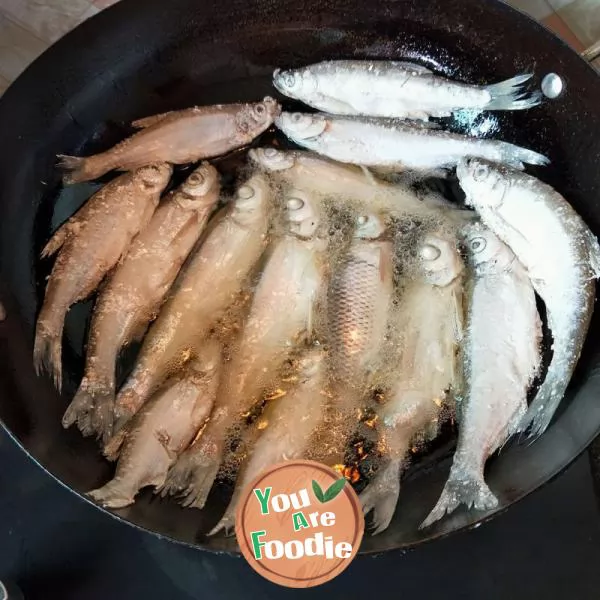 Pan fried small river fish