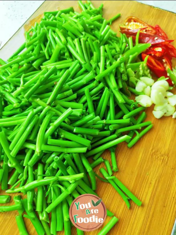 Stir fried cabbage stalks