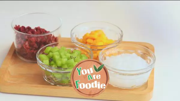 Traditional Cantonese snack fruit bowl cake