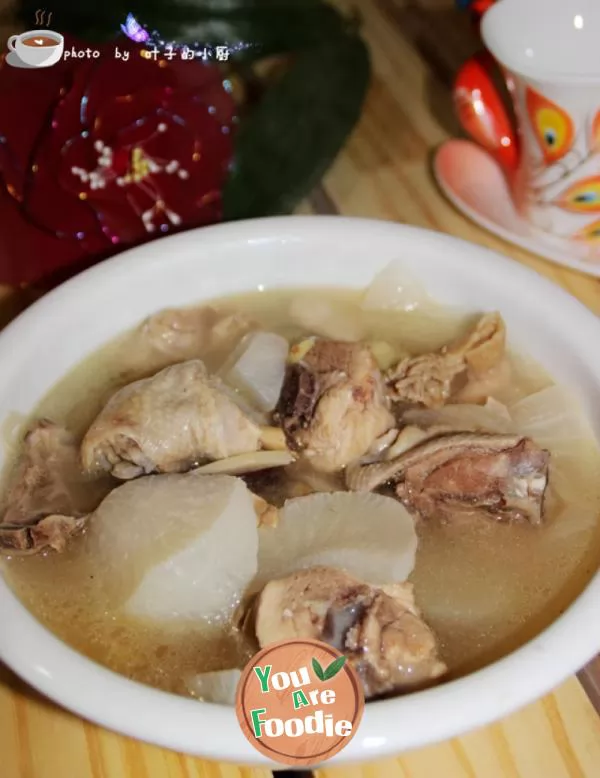 Stewed-duck-soup-with-white-radish