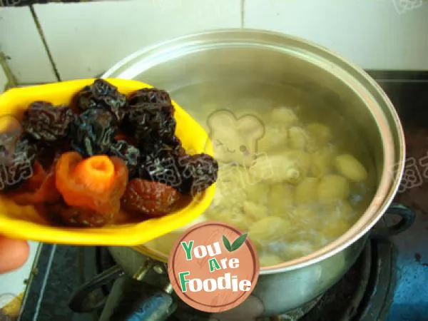 [plum soaked in snow beans] waiting taste