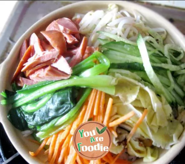 Harbin style stone pot bibimbap