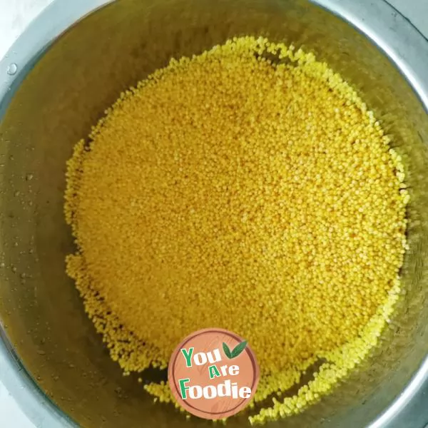 Pumpkin millet porridge