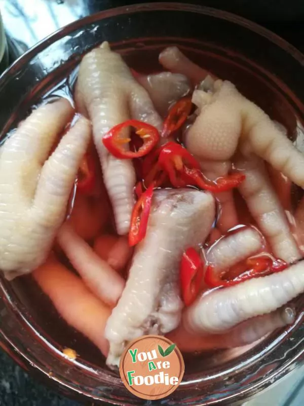 Sweet and sour chicken feet