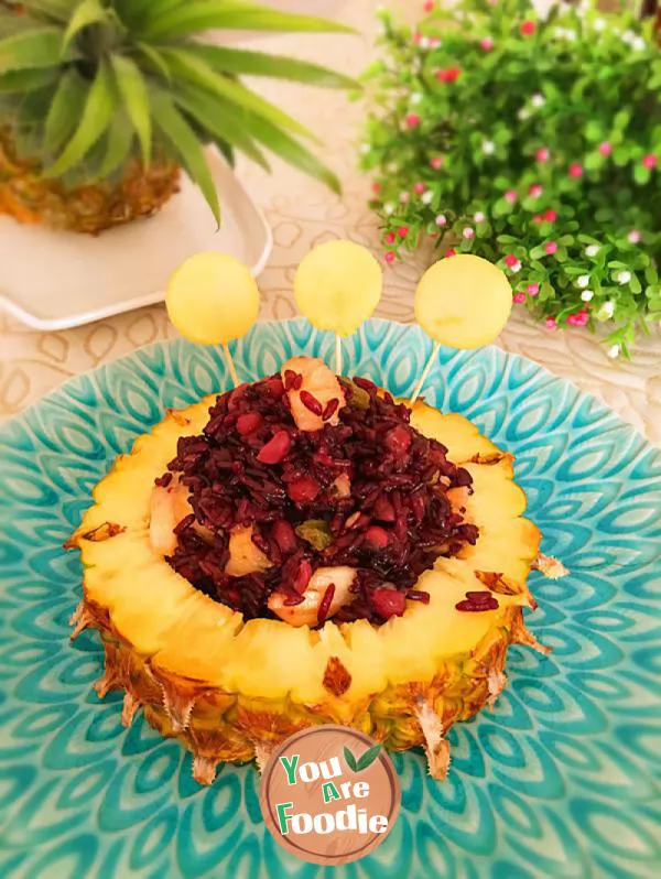 Rice-with-black-rice-and-pineapple