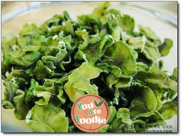 Stir fried agaric with lettuce