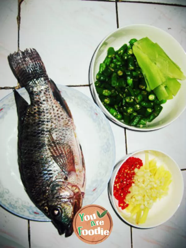 Fish with green pepper and vinegar