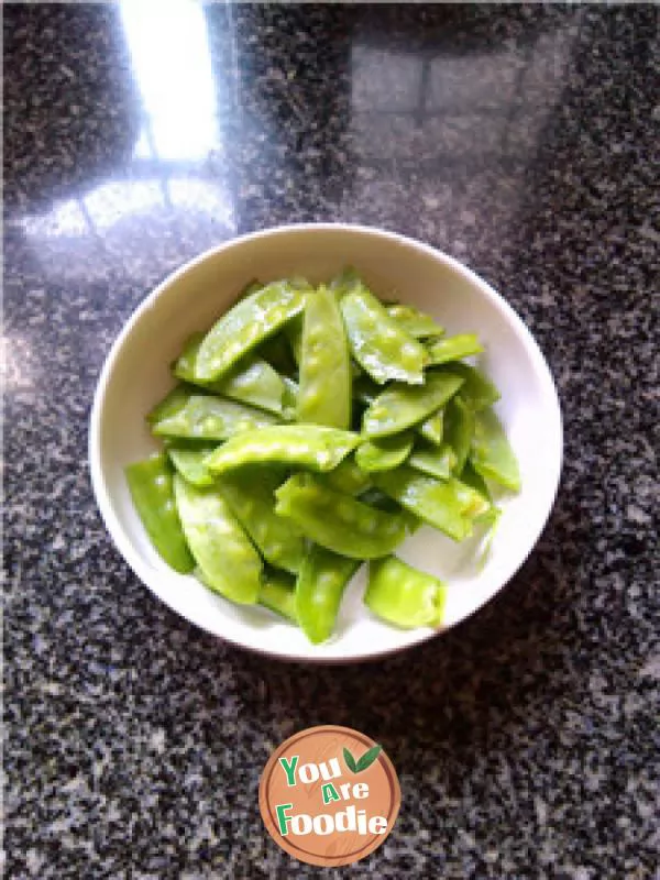 Stir fried lotus pond