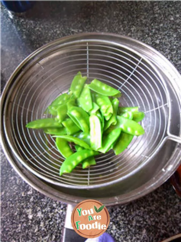 Stir fried lotus pond