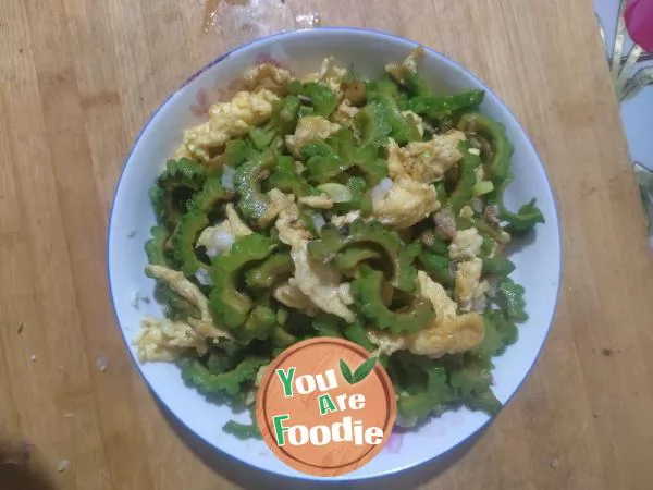 Bitter gourd scrambled eggs