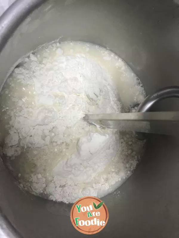 Steamed Pork Intestines with Wheat Cheese