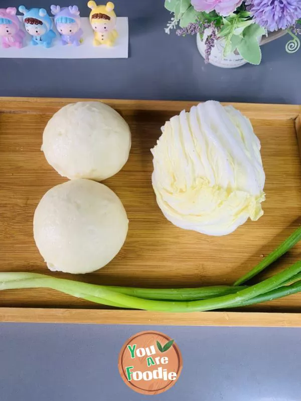 Braised Bun with Cabbage