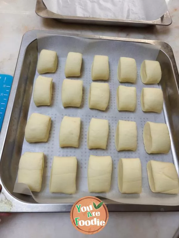 Low-sugar milk steamed bread