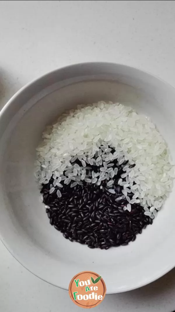 Wheat germ black rice paste