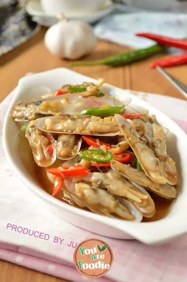 Razor-clam-with-black-bean-and-pepper