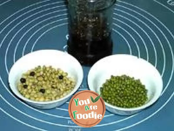 Rose mung bean milk