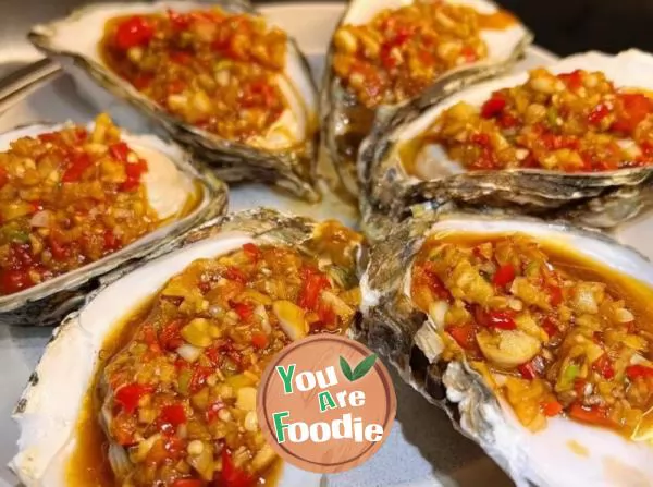 Roast-Oyster-with-Minced-Garlic