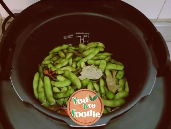 Boiled soybeans