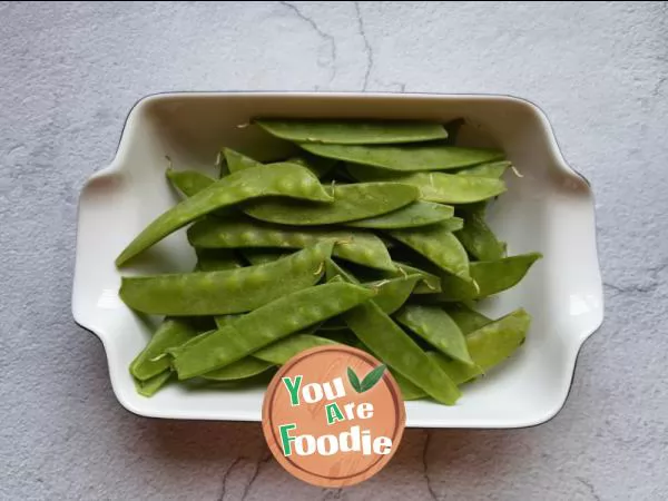 Stir fried lotus beans with minced garlic