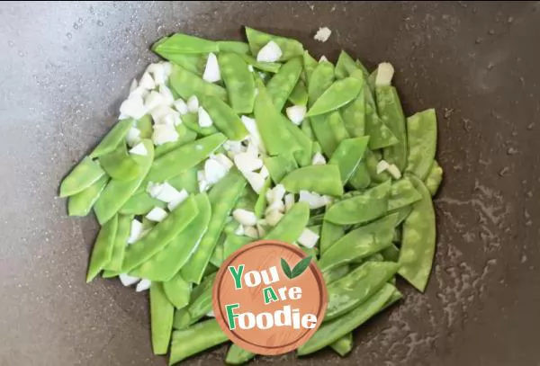 Stir fried lotus beans with minced garlic