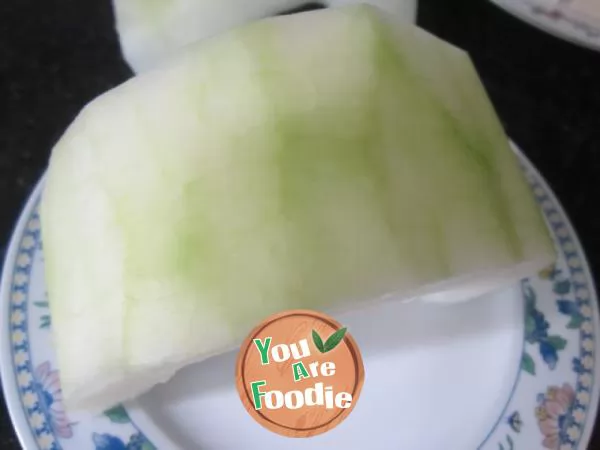 Hot and sour melon dish