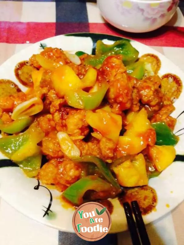 fried pork with sweet and sour sauce