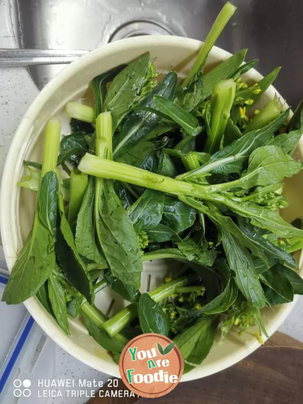 Fried vermicelli with chicken offal