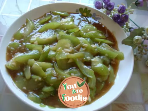 Sponge gourd in oyster sauce