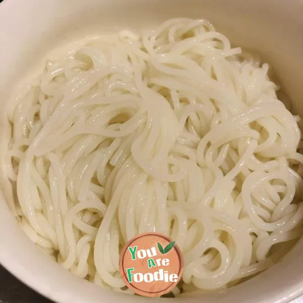 Rice Noodles in Bone Soup