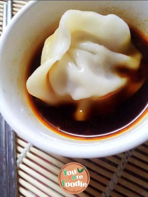 Juicy and rich in taste -- stewed kelp and pickled mustard Yuanbao