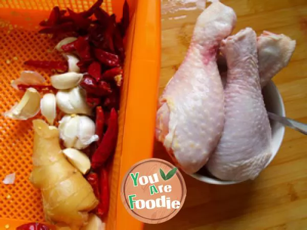 [three processes to easily make popular food] spicy chicken