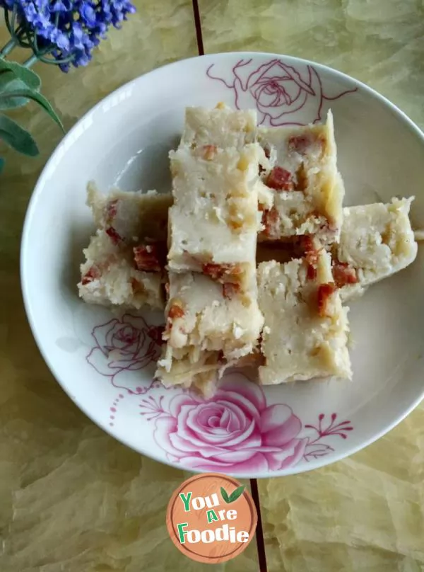 Fried-white-radish-patty