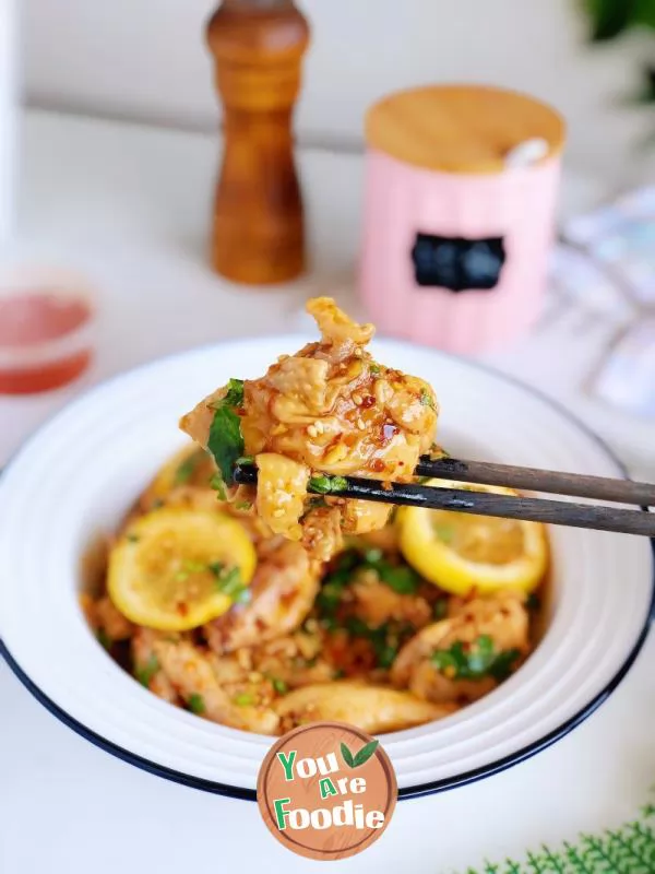 Sour and Spicy Lemon Hand Teared Chicken