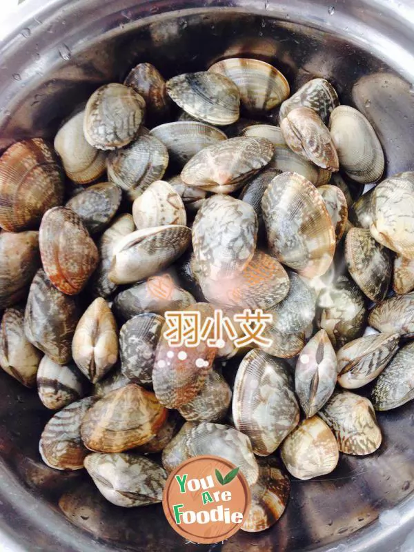 Xiaoai's gourmet kitchen -- stir fried clam with chili