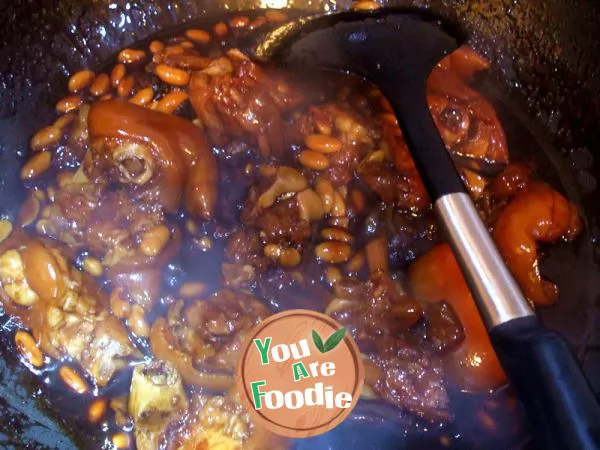 Stewed soybeans with tofu and rock sugar