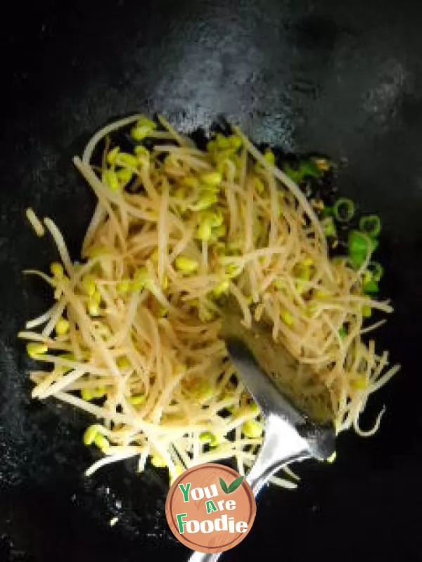 Stir fried bean sprouts