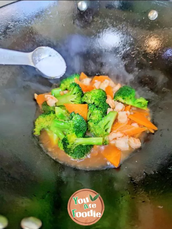 Fried shrimps with Broccoli