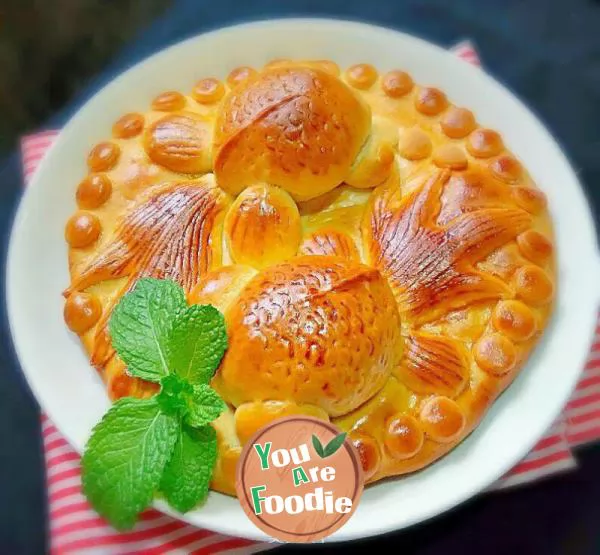 Goldfish bread